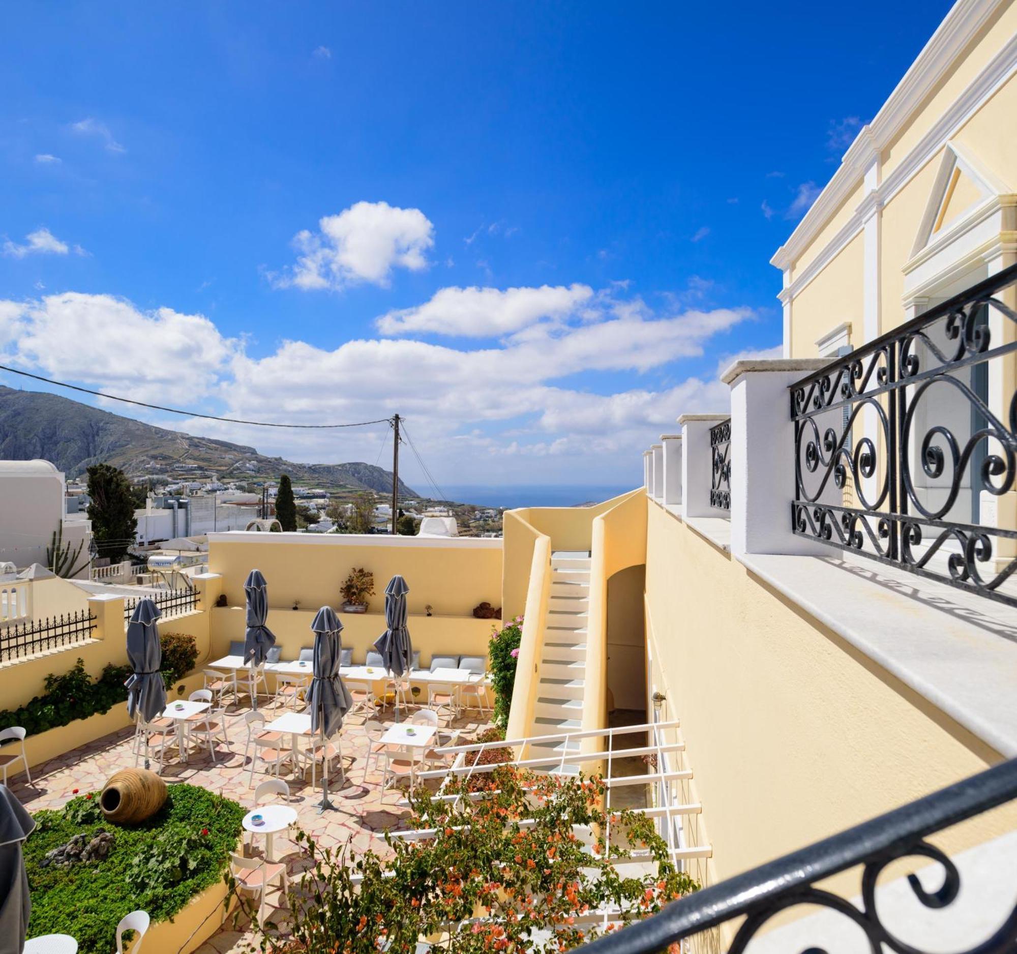 Ikio Concept Santorini Hotel Pýrgos Exterior foto