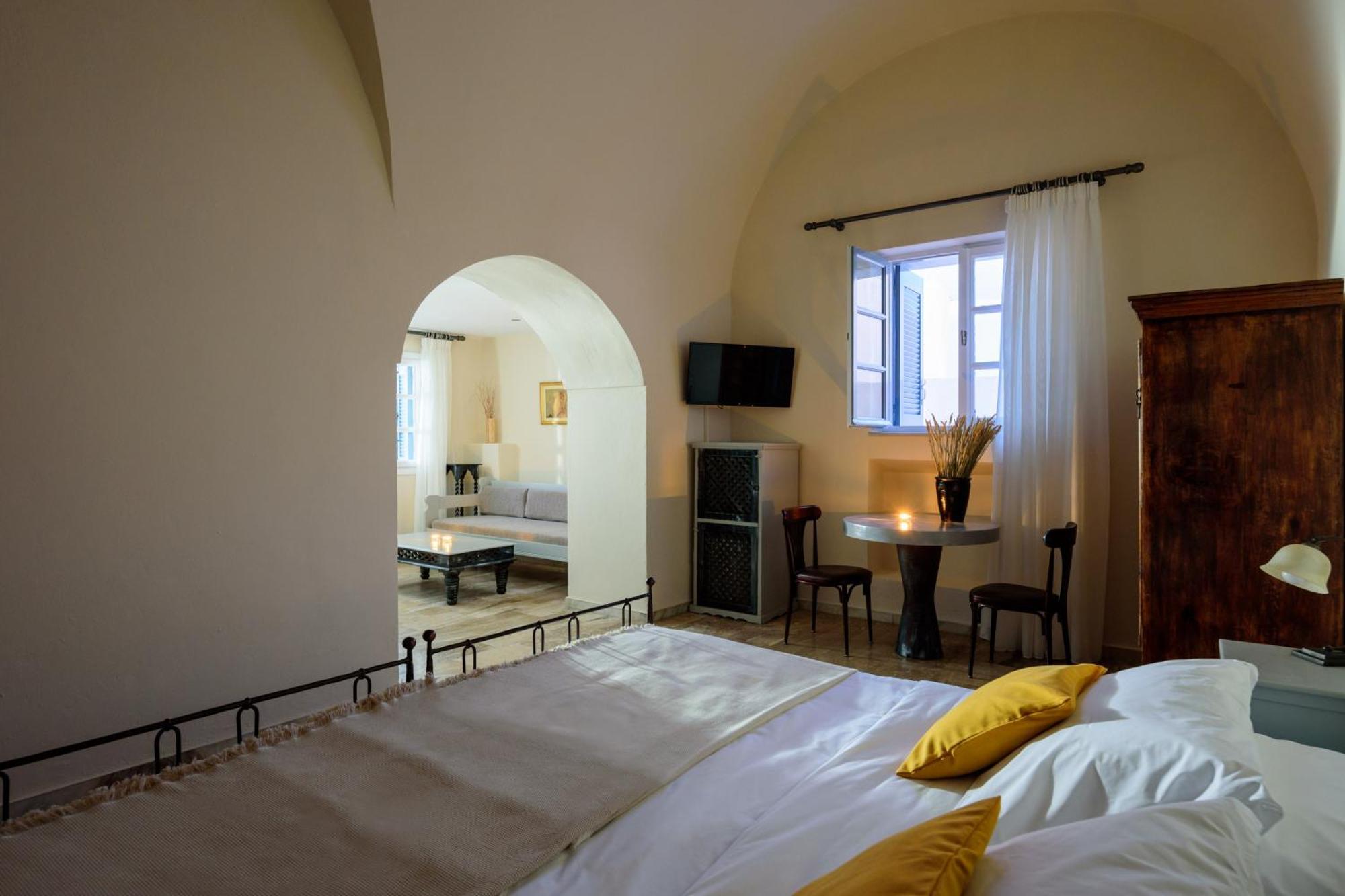 Ikio Concept Santorini Hotel Pýrgos Exterior foto